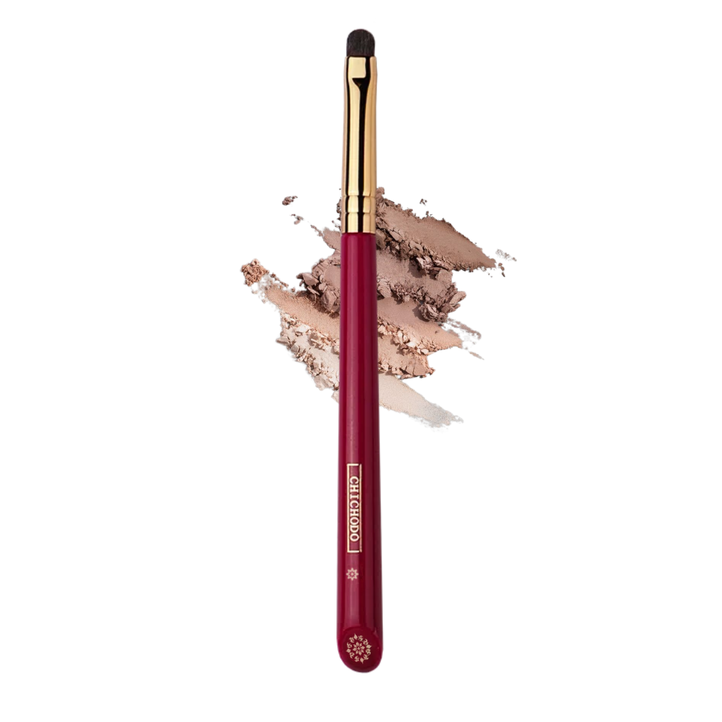 Cọ Tán Viền Mắt Dưới/Kẻ Liner Đuôi Mắt CHICHODO Smudge C117